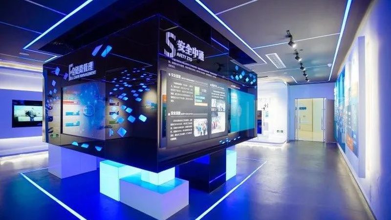 精密空调安装：机房稳定运行的“心脏”**